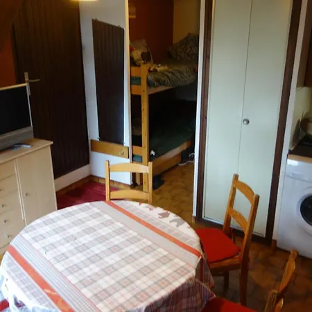 Dans Chalet Au Calme Apartment *
